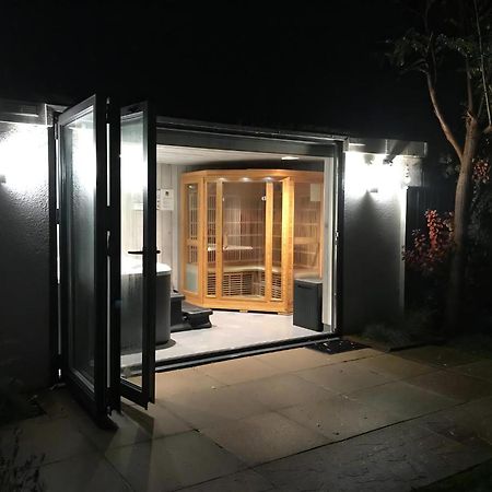 Stunning Cottage With A Private Hot Tub And Sauna In Norfolk Ref 99003Ac Lessingham Buitenkant foto