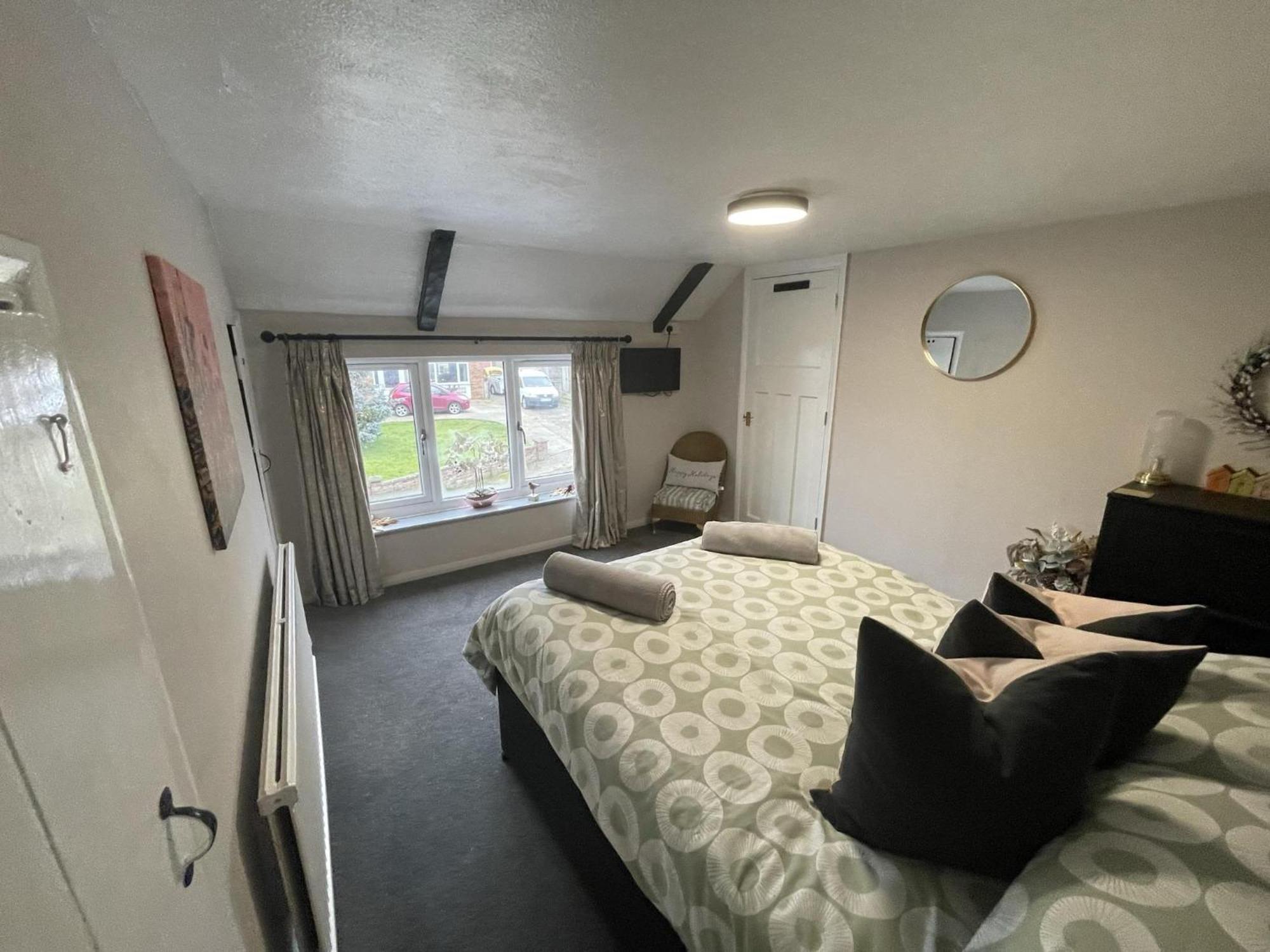 Stunning Cottage With A Private Hot Tub And Sauna In Norfolk Ref 99003Ac Lessingham Buitenkant foto