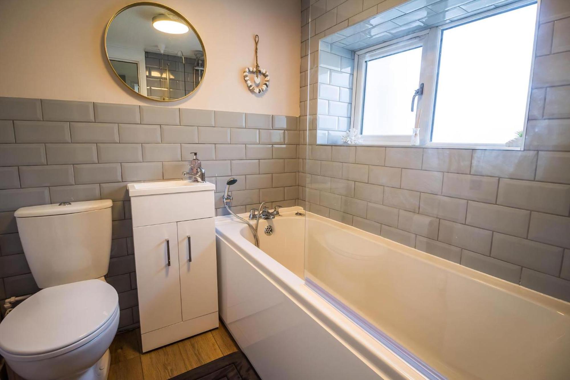 Stunning Cottage With A Private Hot Tub And Sauna In Norfolk Ref 99003Ac Lessingham Buitenkant foto